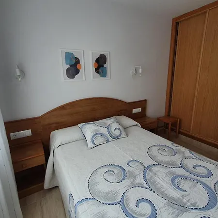 Apartment Rozas Vellas *