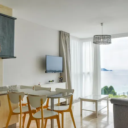 Appartement Rozas Vellas *